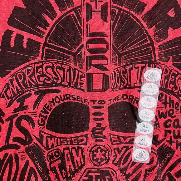 Disney Star Wars Darth Vader Helmet Mens Tee Size XL Red Short Sleeve NEW - Picture 2 of 5